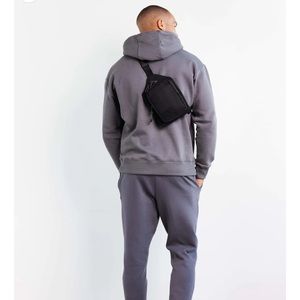 Beis Sport Sling in Black